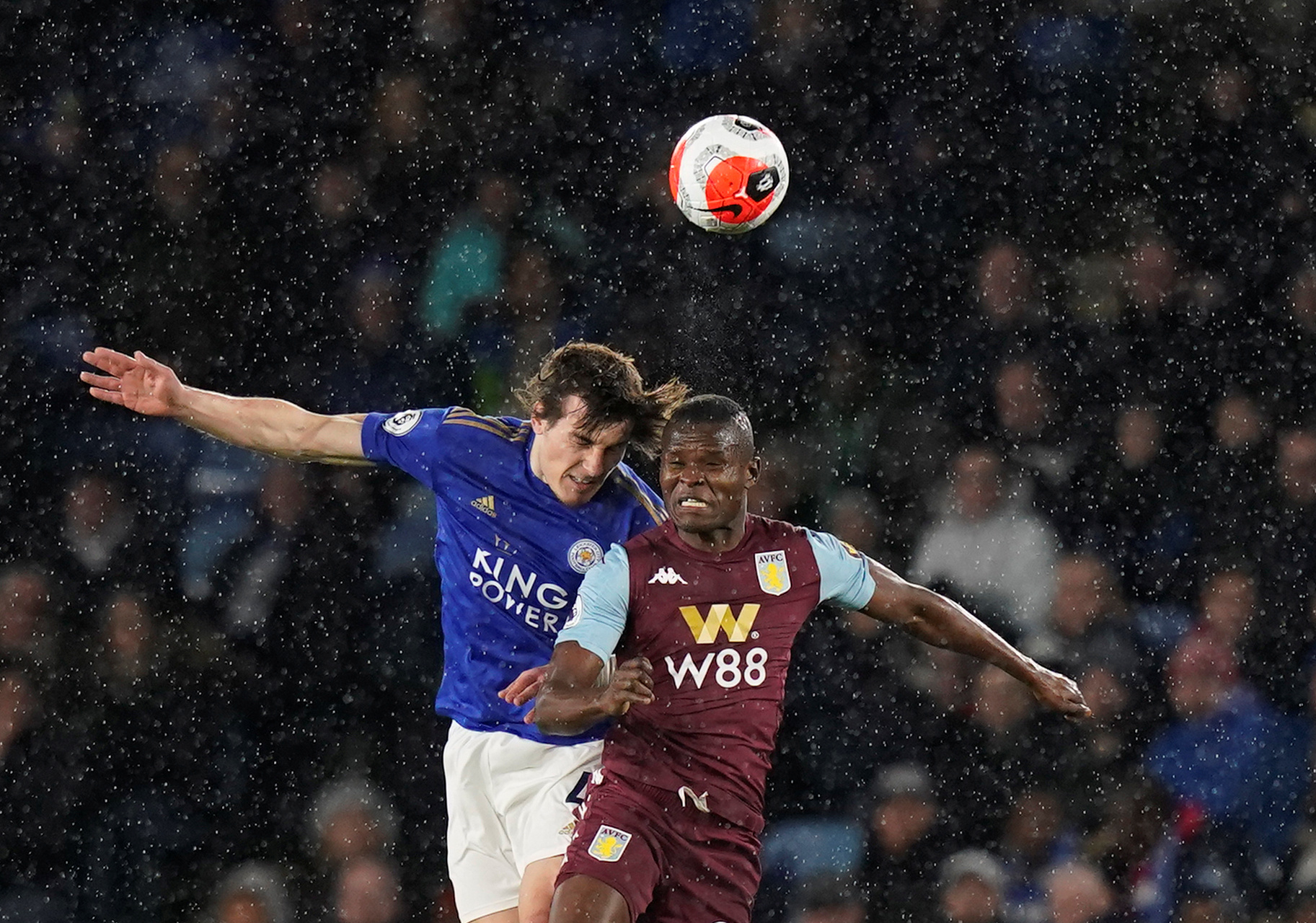 的前两名 的前两名